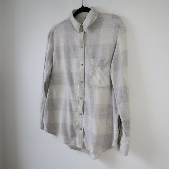 Wilfred Free White and Grey Plaid Flannel Button Front Collared Shirt, S… - Picture 2 of 14